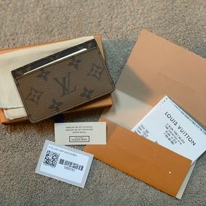 Louis Vuitton reverse monogram card holder